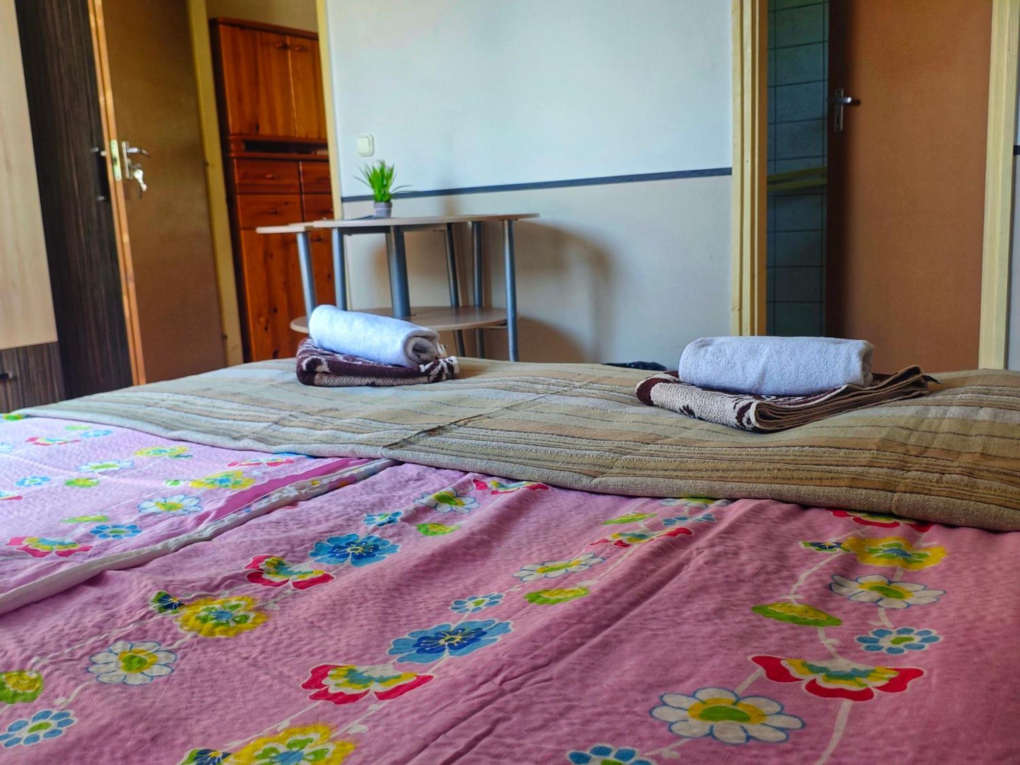 Illes Vendeghaz Hotell Keszthely Eksteriør bilde