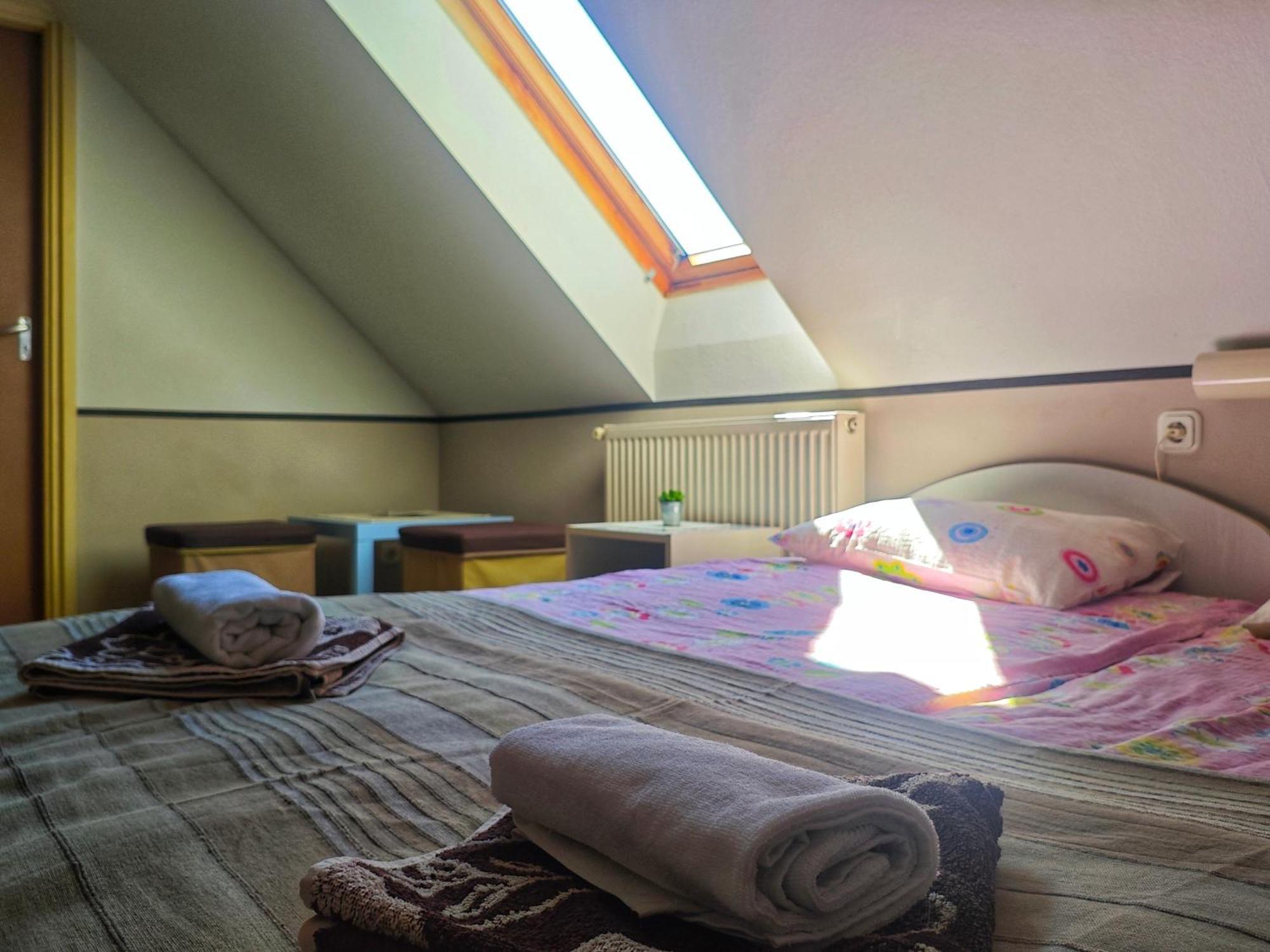 Illes Vendeghaz Hotell Keszthely Eksteriør bilde