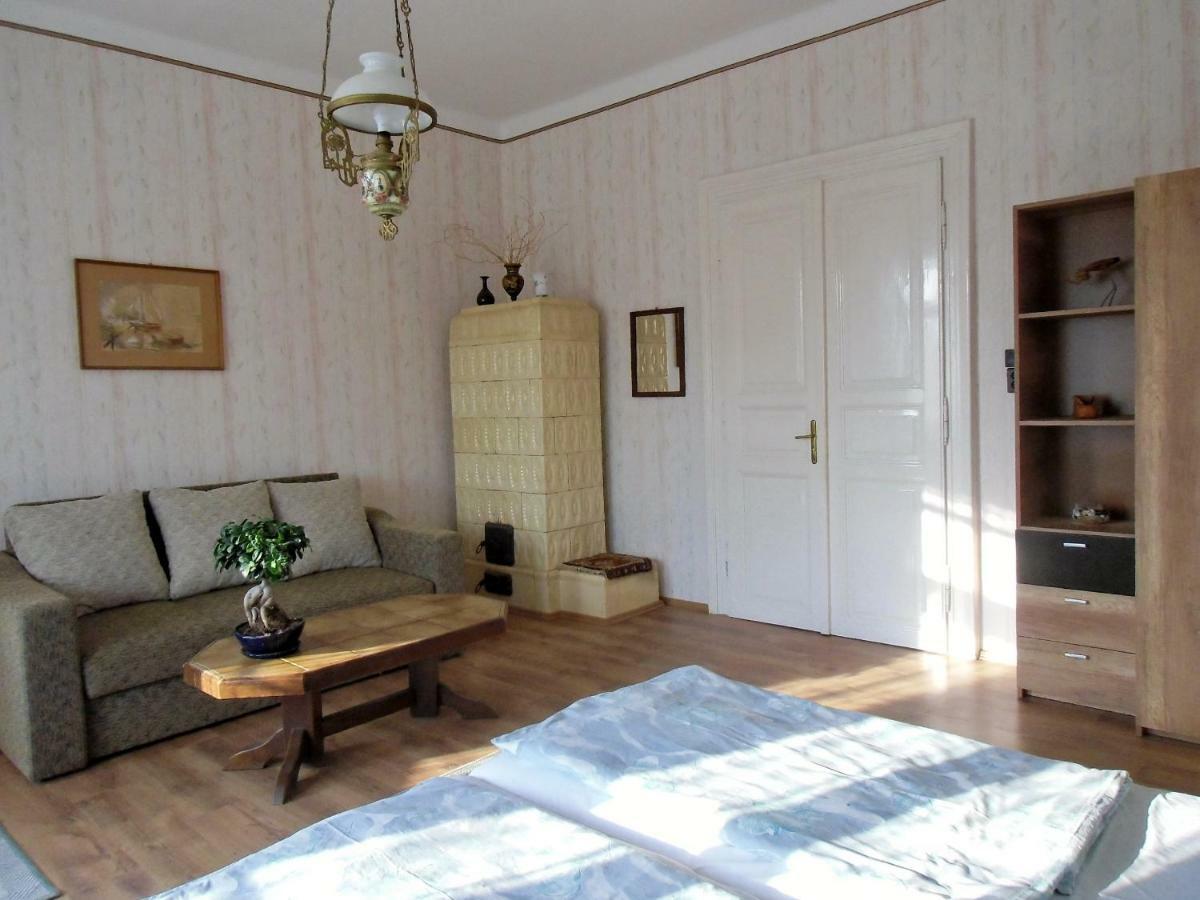 Illes Vendeghaz Hotell Keszthely Eksteriør bilde