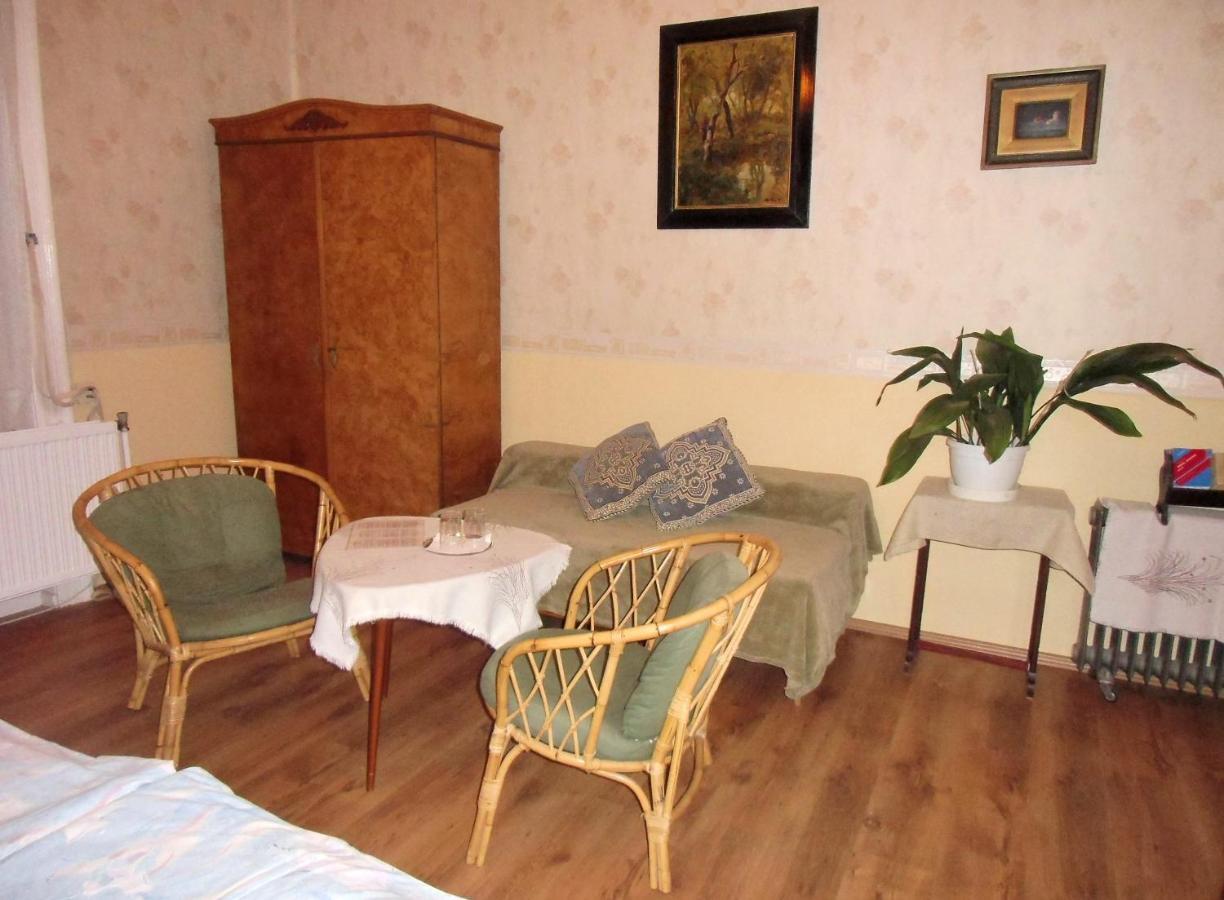 Illes Vendeghaz Hotell Keszthely Eksteriør bilde